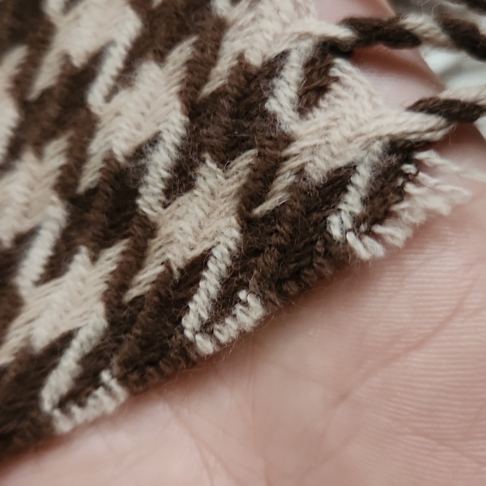 100% Clear Silk Tassel Scarf  Unisex Camel beige Brown Houndstooth Luxury - Picture 5 of 10